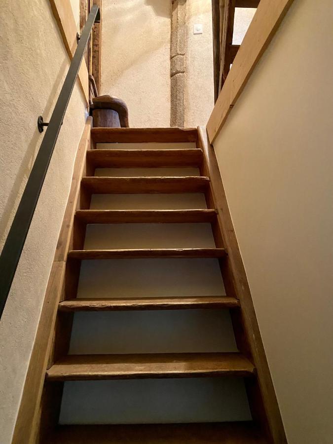 Une Nuit Chez Une Artisane Josselin Exteriör bild